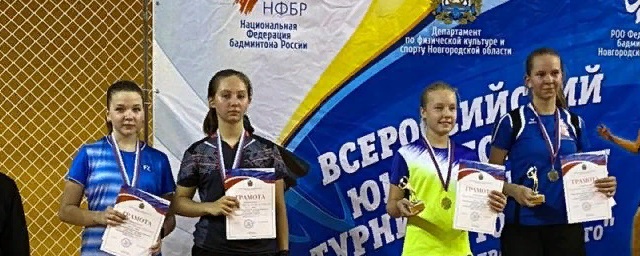 Бадминтонистки Раменского завоевали медали на соревнованиях в Великом Новгороде